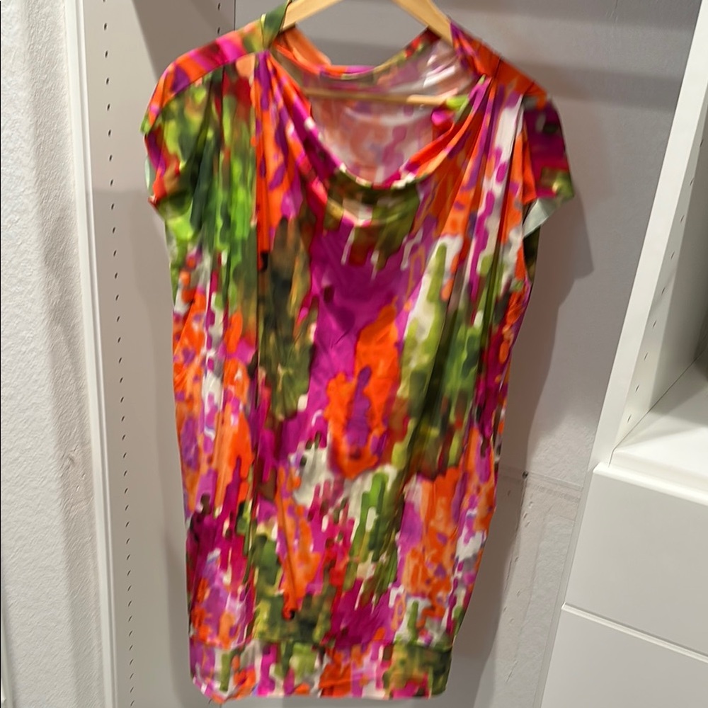 Chiara Boni Pink and Green Graphic Tunic Cap Sleeve